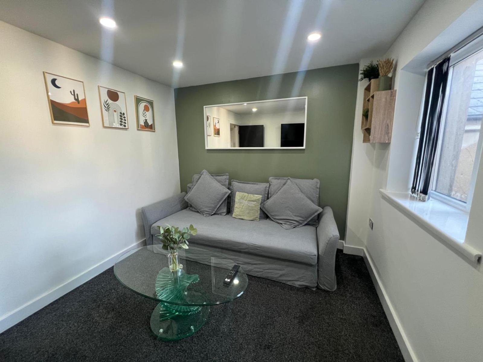City Centre Location! For Business And Leisure! 5/6 Guests Cardiff Eksteriør billede